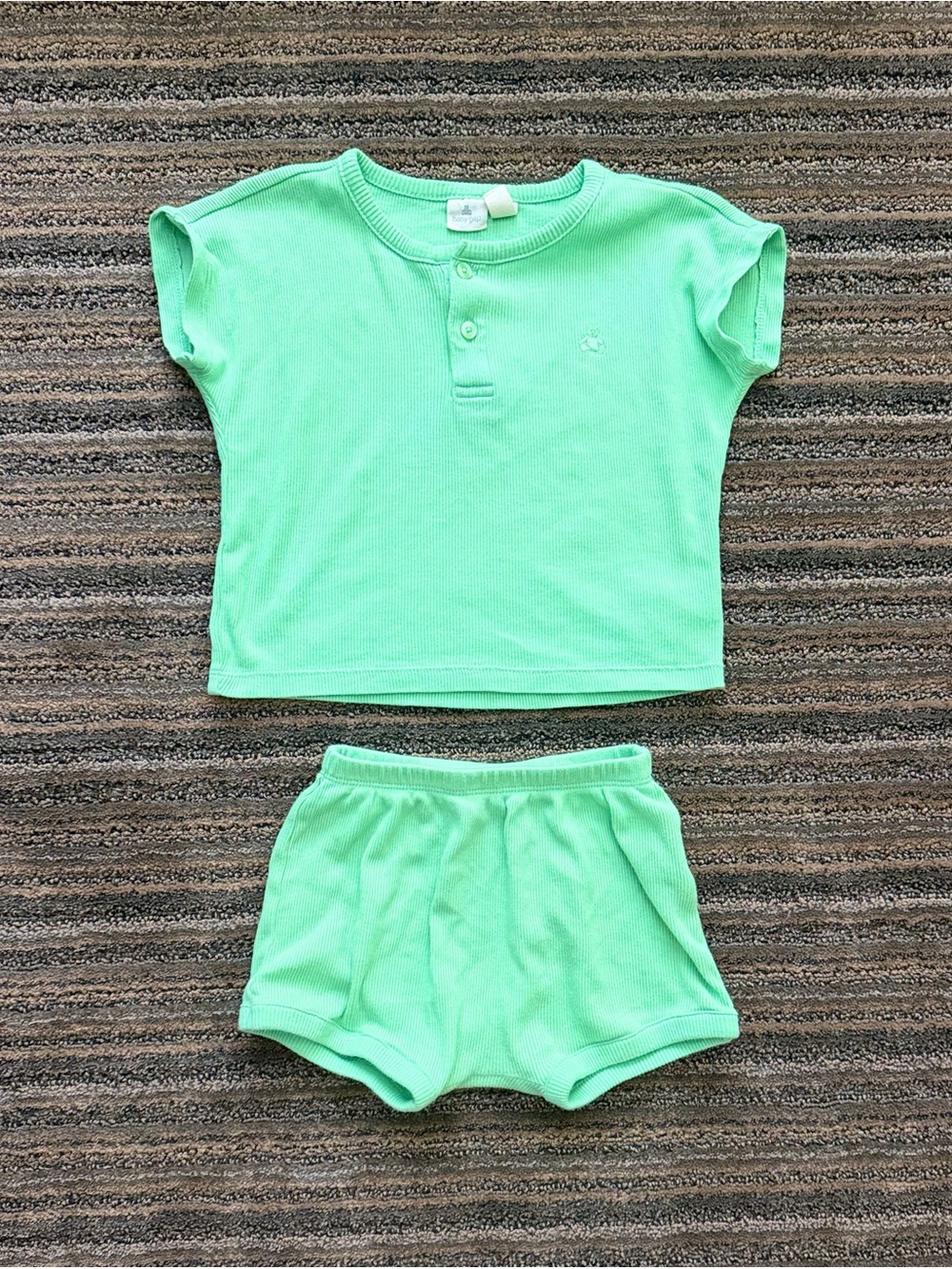 GAP Unisex Mint Green Short Sleeve Kids Henley Pajama Set